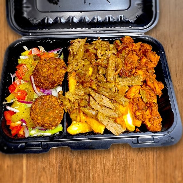 Combo Mixed Platter+ Falafel.